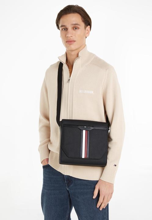 Tommy Hilfiger – Sac Bandoulière Homme Noir Signature