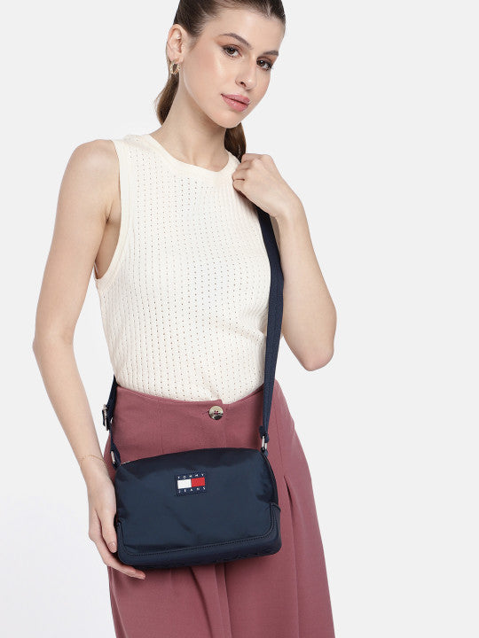 Tommy Jeans Sling Bag – Marine
