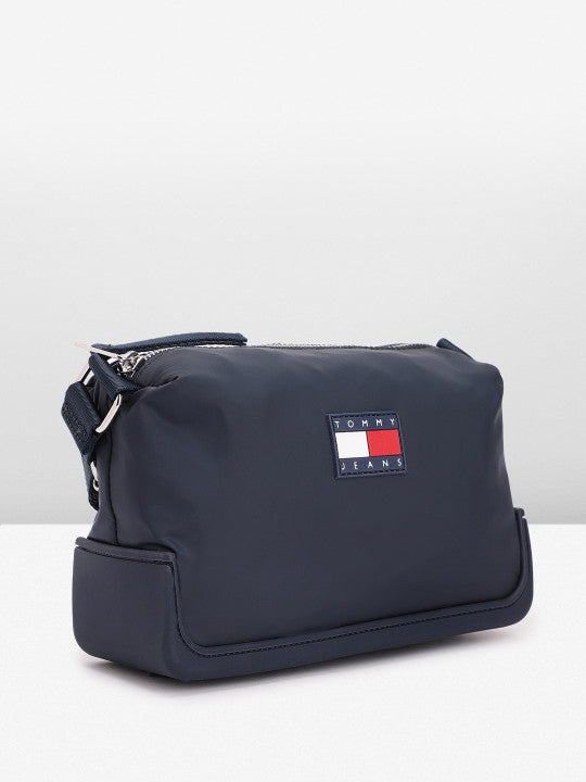 Tommy Jeans Sling Bag – Marine