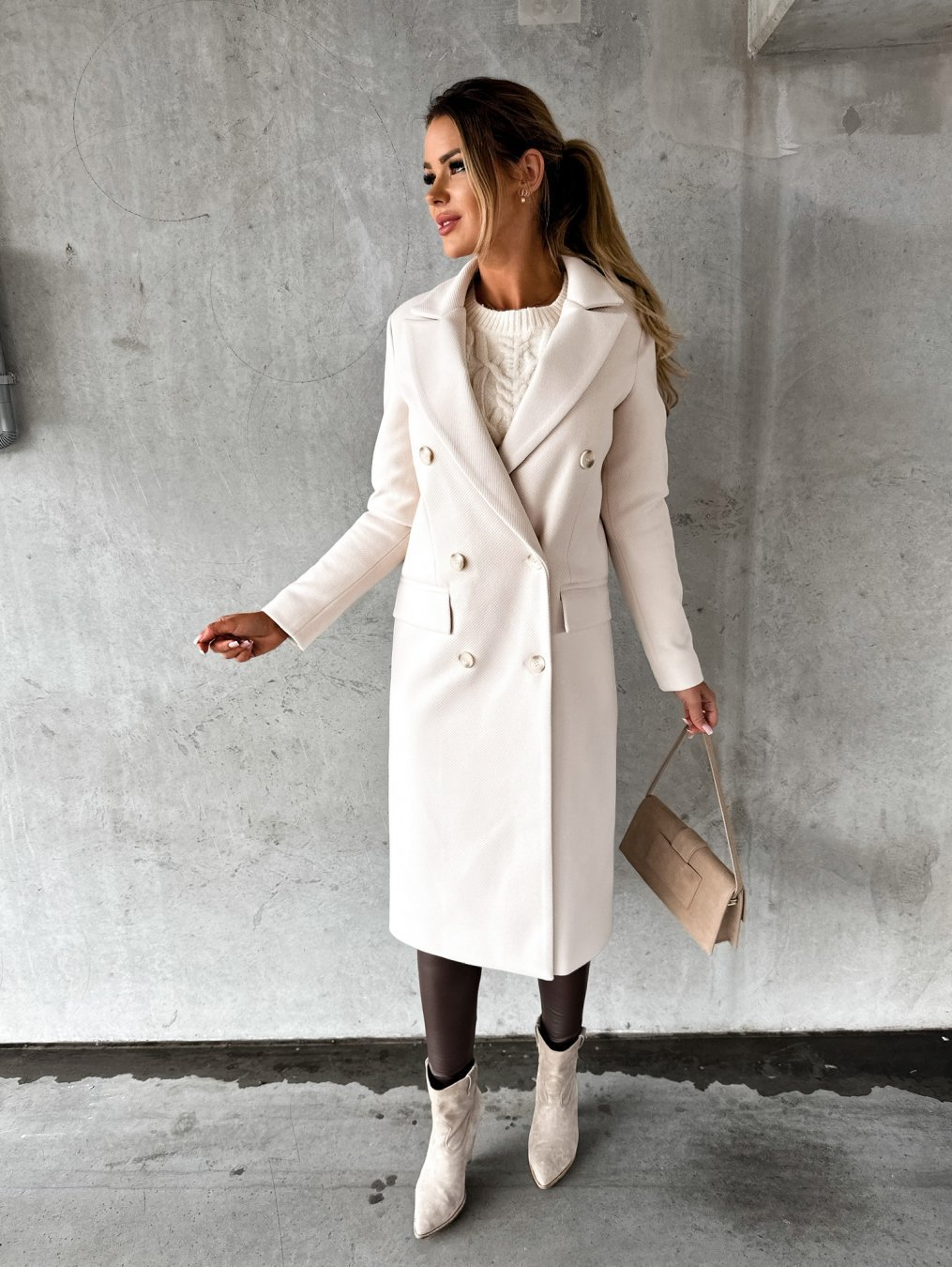 Manteau long à double boutonnage