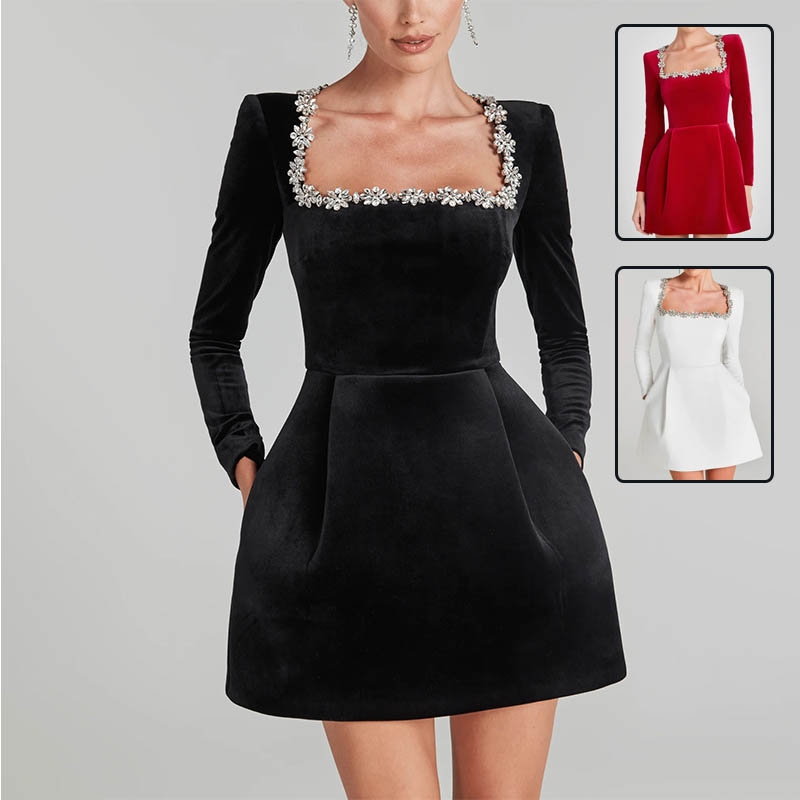Robe à motifs floraux et strass