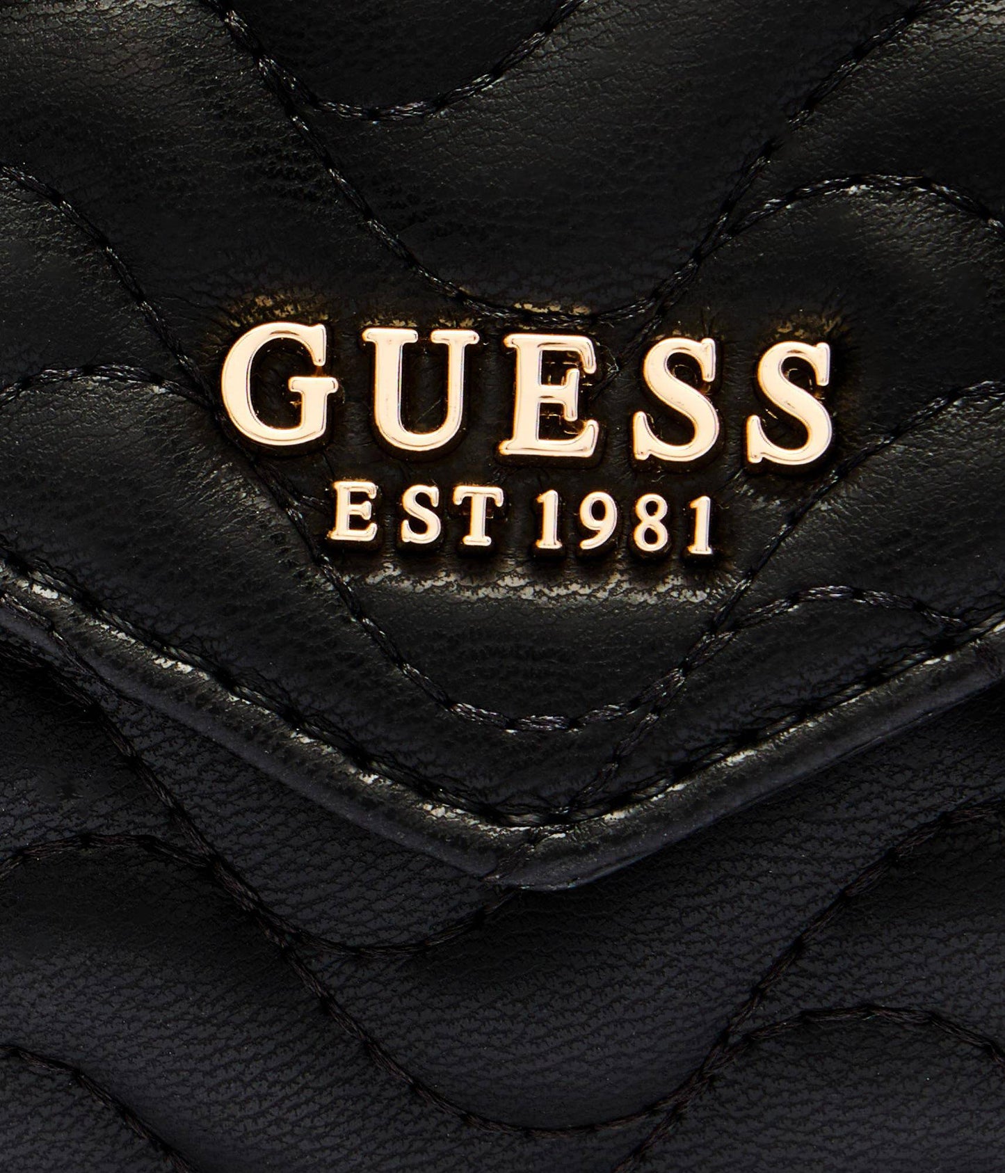 Guess Giully – Sac Bandoulière Matelassé Noir