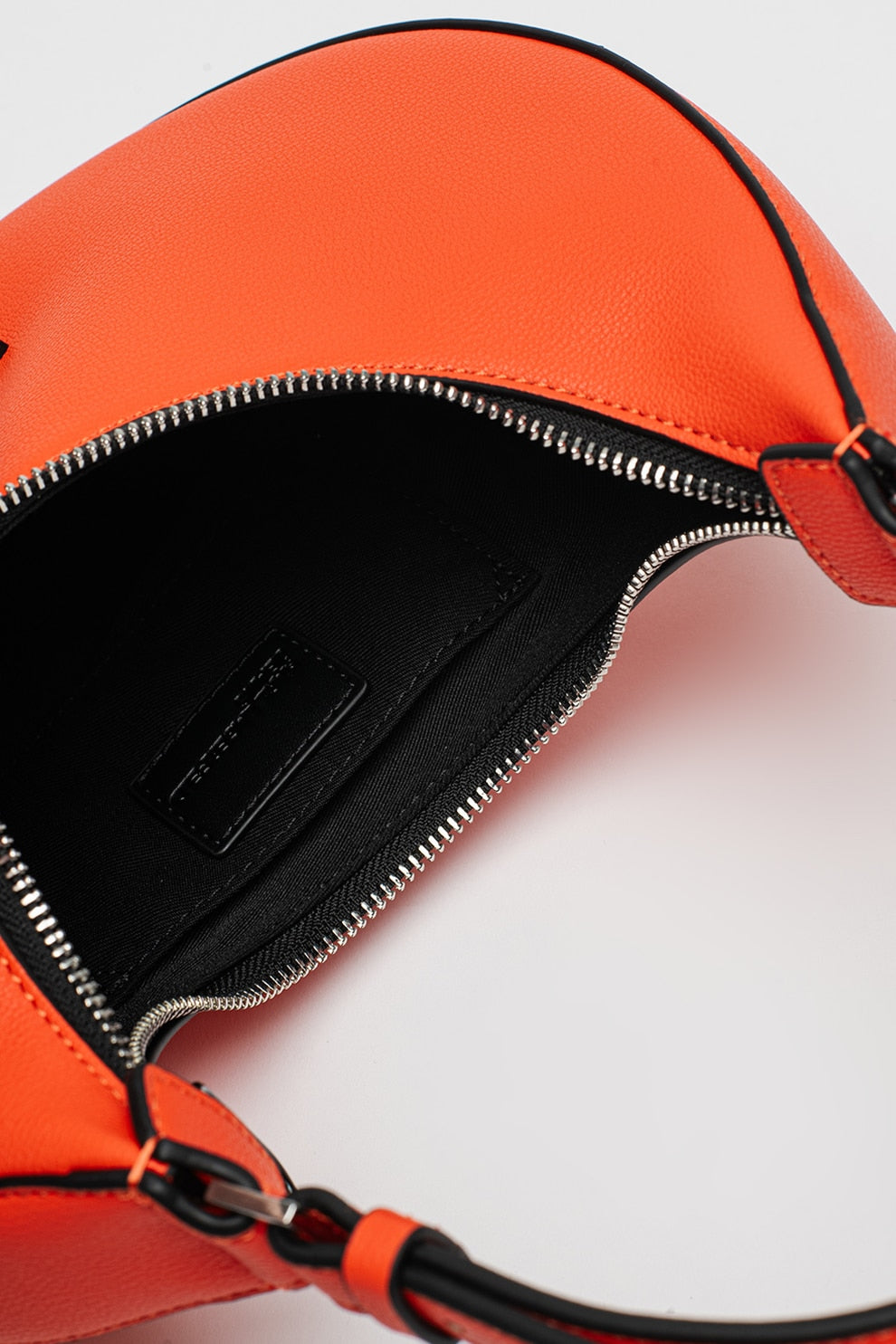 Karl Lagerfeld Jeans – Sac Hobo Demi-Lune Orange Femme